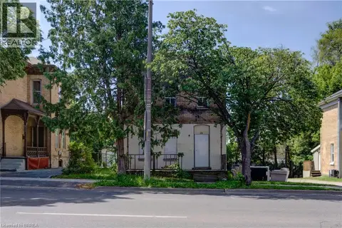 209 DALHOUSIE Street