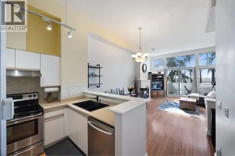 5 3586 RAINIER PLACE