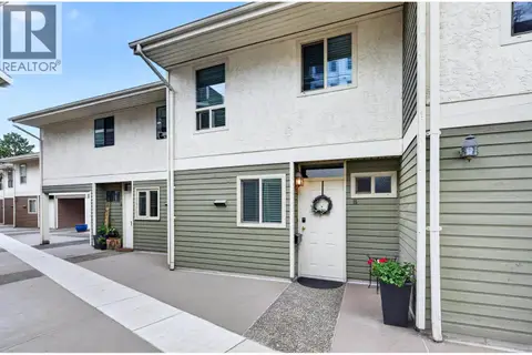 145 NICOLA Street Unit# 15