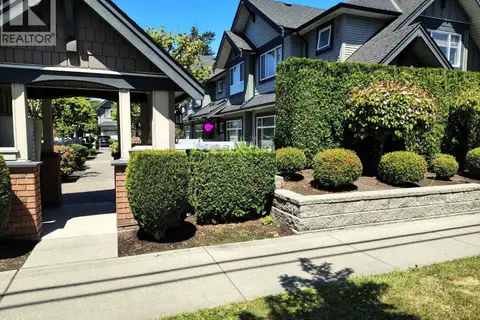 8 11711 STEVESTON HIGHWAY