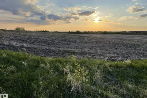 TWP 531 RR 223