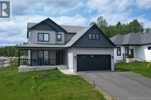 7 Aurora Street