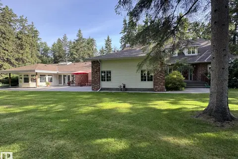 #104 244013 TWP ROAD 470