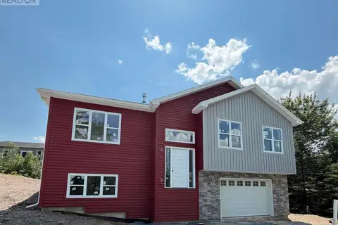 17 Idella Lane