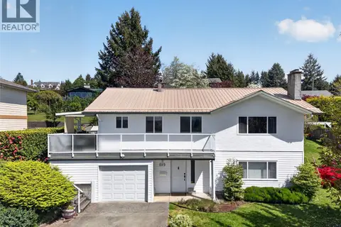 680 View Ave
