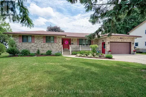 137 MITCHELL COURT
