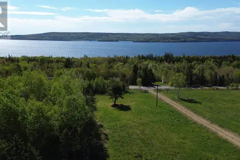 2710 Hillside Boularderie Road