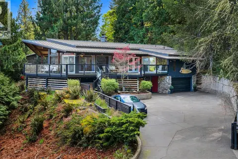 6156 Genoa Bay Rd