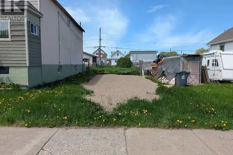 833 MCINTOSH STREET