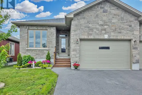 8 BILLINGS AVENUE W