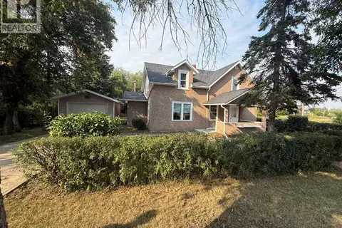 138 Trochu Avenue
