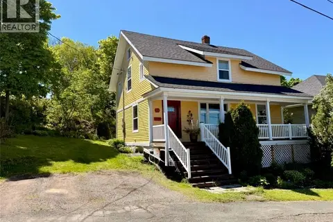 24 Stanley Street