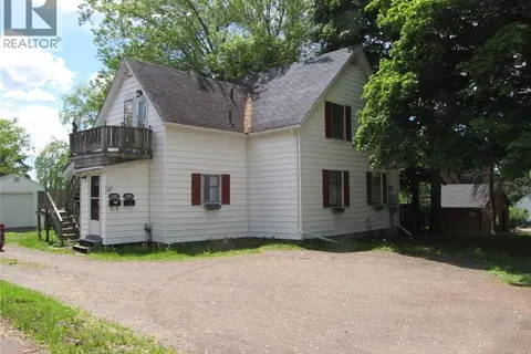 210-212 Pleasant Street