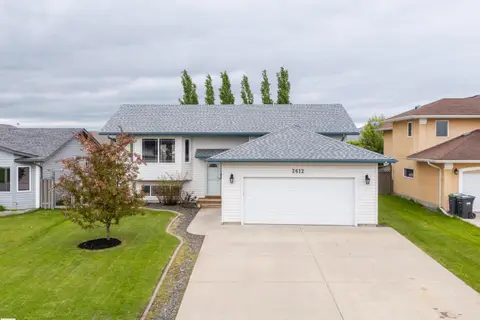 2612 6 AV