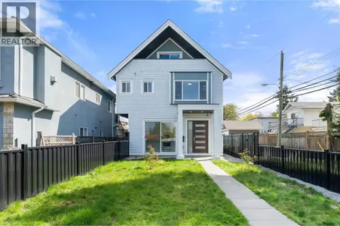 6692 NANAIMO STREET