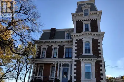 2-4 Douglas Avenue