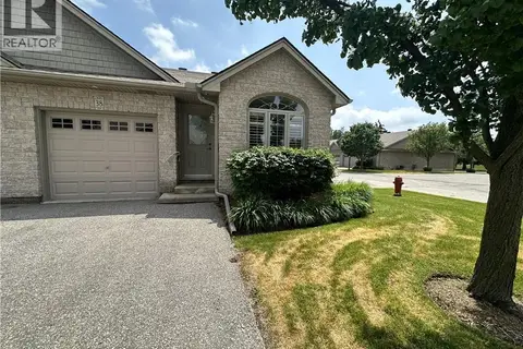 510 QUEENSWAY Street W Unit# 38
