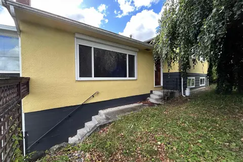 9678 PRINCESS DRIVE