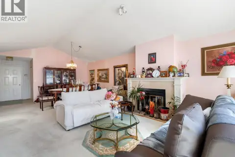 301 7660 MINORU BOULEVARD