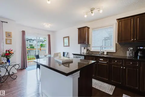 1289 CUNNINGHAM DR SW