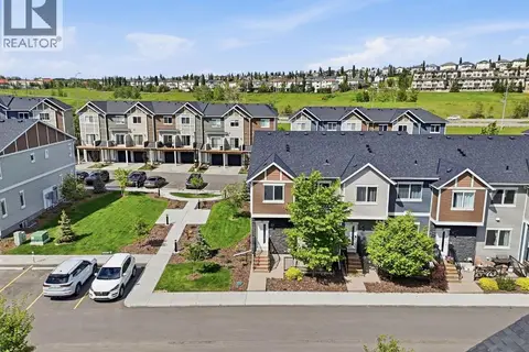 15 Tuscany Summit Square NW
