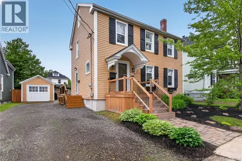 16 Norwood Avenue