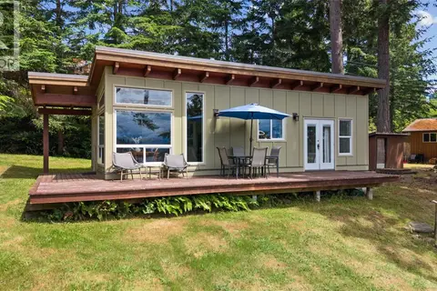 781 Cliff Rd
