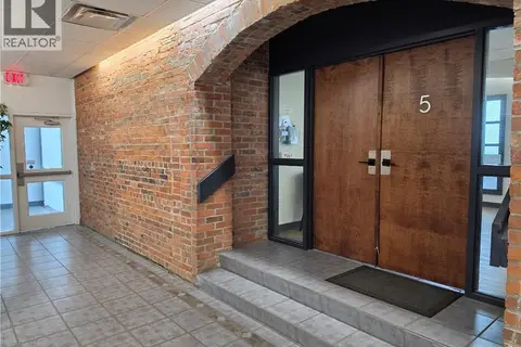 100 Main Street Unit# 5