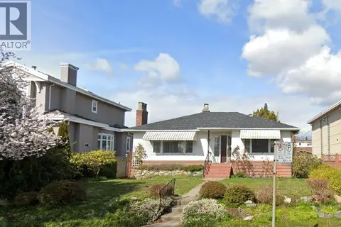 437 W 40TH AVENUE