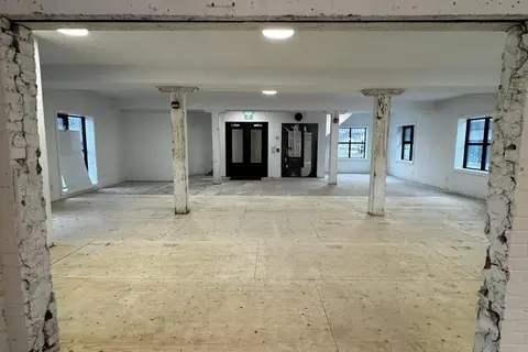 RETAIL - 2-96 WILSON STREET