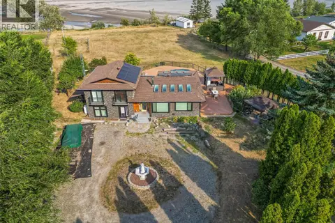 8576 WESTSYDE Road