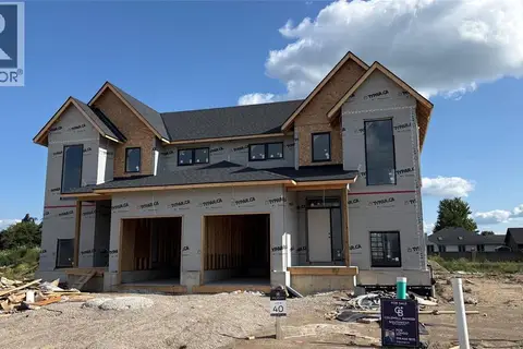 223 OAK COURT
