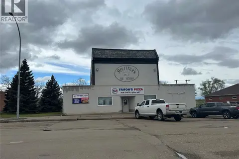 116 Center STREET