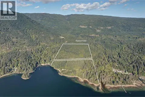 7425 SECHELT INLET ROAD