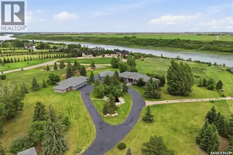 48 Cathedral Bluffs ROAD