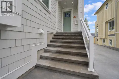 3112 W 42ND AVENUE