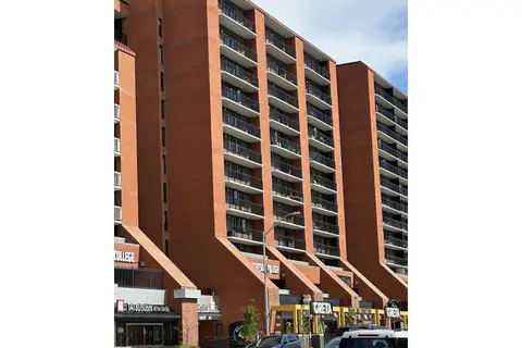 #706 10145 109 ST NW