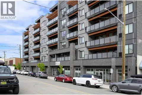 444 ST PAUL Street Unit# 613