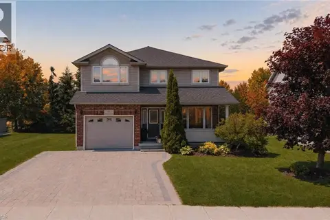 91 ANDREWS Drive