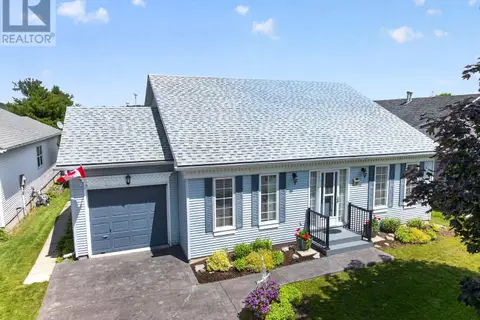 38 ABBEY DAWN DRIVE