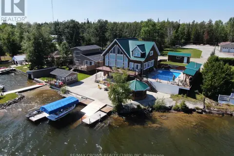 MOONBEAM - 177 LEFEBVRE PENINSULA ROAD