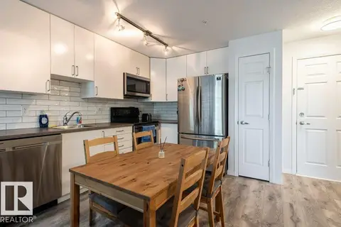#214 5005 165 AV NW