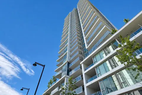 1004 9675 KING GEORGE HIGHWAY