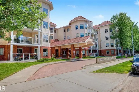 #215 6703 172 ST NW