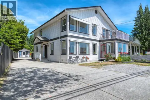 4664 SUNSHINE COAST HIGHWAY