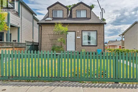 506 NELSON Avenue