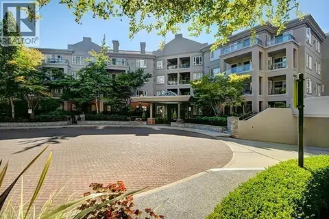 204 5683 HAMPTON PLACE