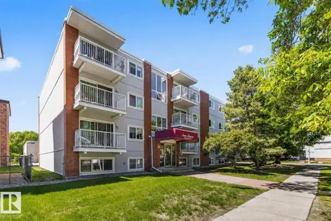 #306 10330 113 ST NW