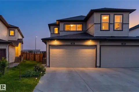 2522 152 AV NW
