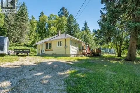 5875 SLOCAN RIVER Road